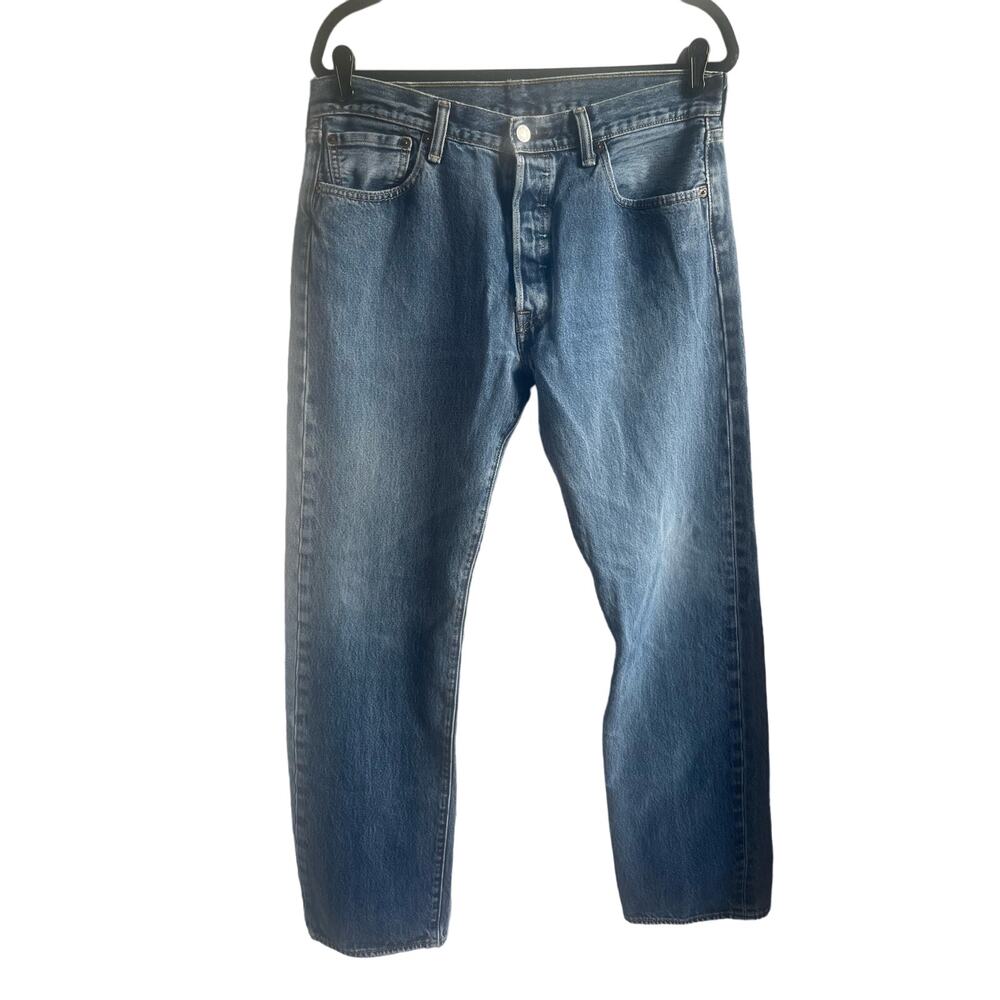 Levi's 501 Medium Wash Jeans with Button Fly 34x32
